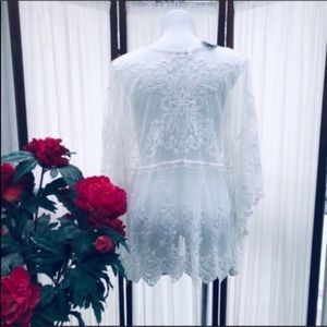 Cupshe Embroidered Lace Kimono Coverup